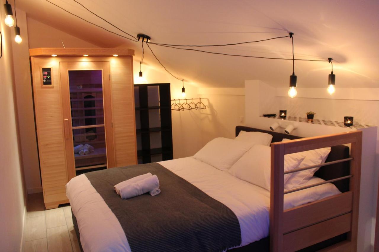 Le Logis Du Bien-Etre, Balneo & Sauna Dans Chambre 韦尔图 外观 照片